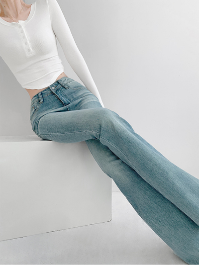 heart back pocket flare denim pants