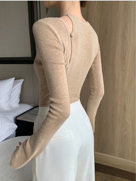 slim fit front open tops