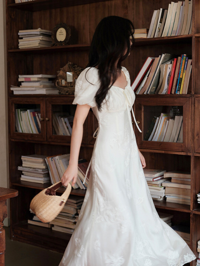 puff sleeve square neck ribbon dress