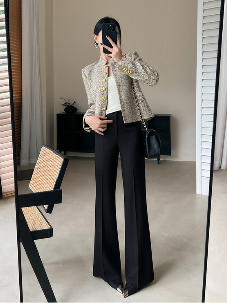 slim flare tuck pants