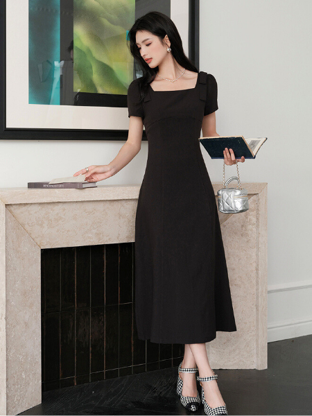 short sleeve shoulder ribbon black dress