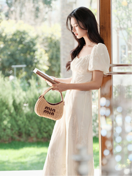 puff sleeve square neck ribbon dress – Areumdaum