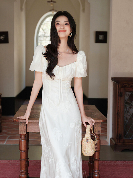 puff sleeve square neck ribbon dress