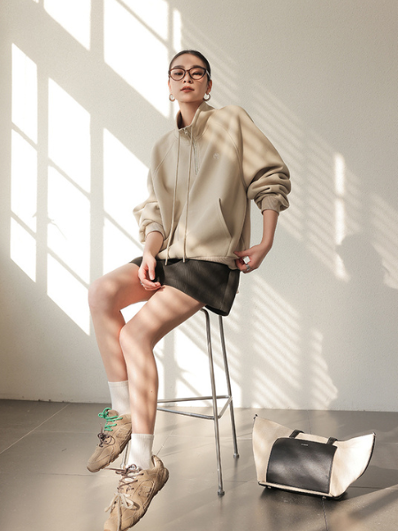 half zip casual sweatshirt