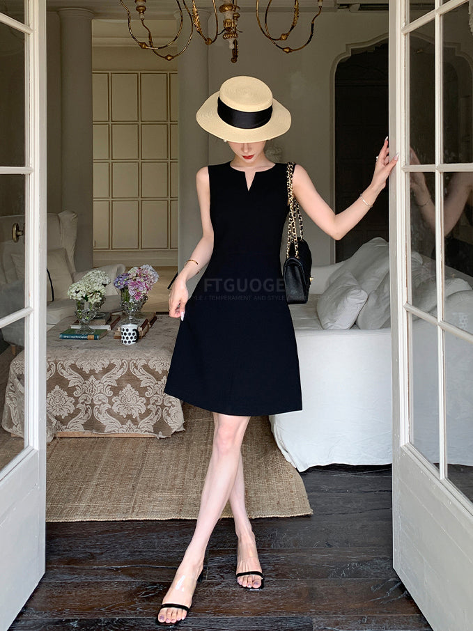 sleeveless waist slim black mini one piece