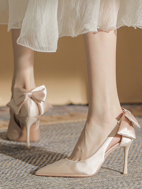 back ribbon pointed toe pumps