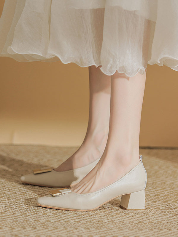 gold square motif chunky heel pumps