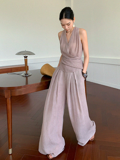 light purple sleeveless tops and wide pants set up