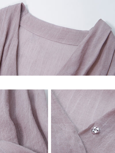light purple sleeveless tops and wide pants set up