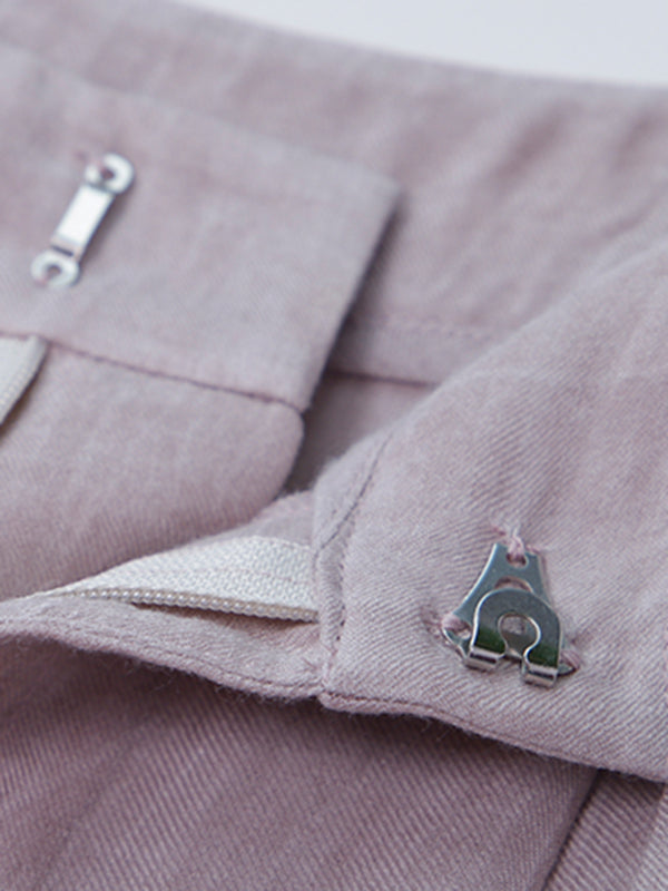 light purple sleeveless tops and wide pants set up