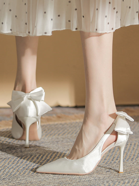 back ribbon pointed toe pumps