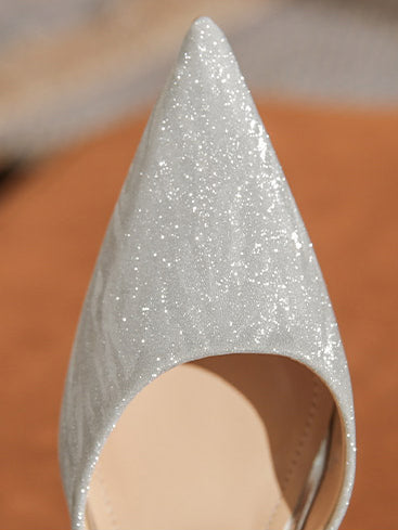 clover chain pointed toe heel