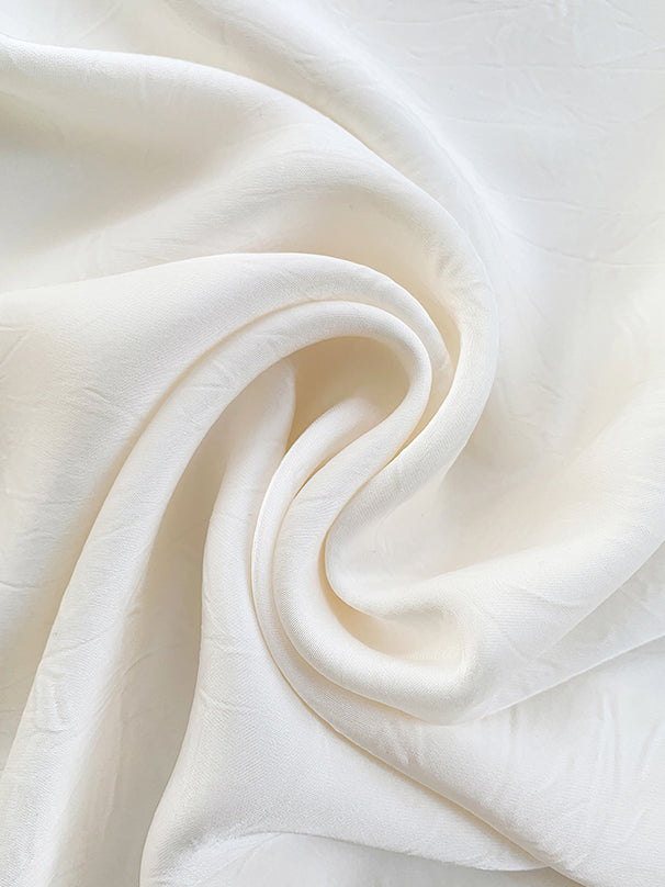 off white back ribbon long dress