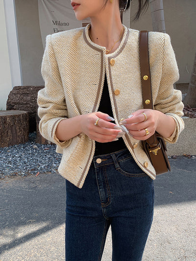 beige simple short jacket