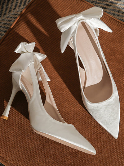 back ribbon pointed toe pumps