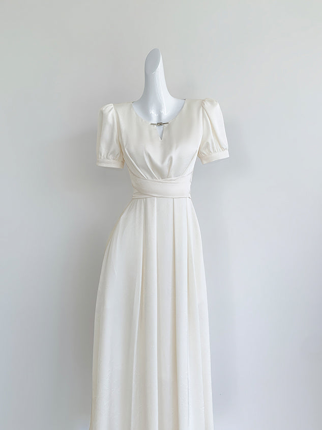 off white back ribbon long dress